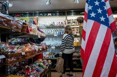 米経済成長見通しを下方修正、不確実性が高まる中－エコノミスト調査| TBS CROSS DIG with Bloomberg