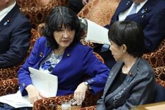 来年度国債発行計画、超長期債減額で10年増額見送り－債券支えに| TBS CROSS DIG with Bloomberg