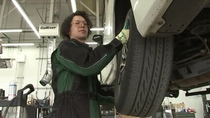 初雪観測の盛岡 タイヤ交換の依頼ラッシュ 耐用年数の確認も忘れずに 