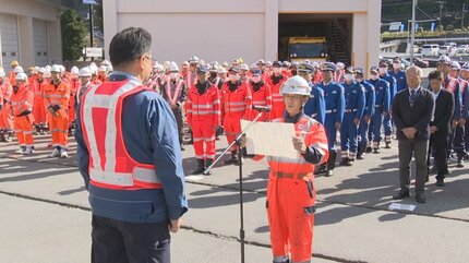 人命を最優先に」 本格的な雪のシーズンを前に作業員や車両の安全祈願