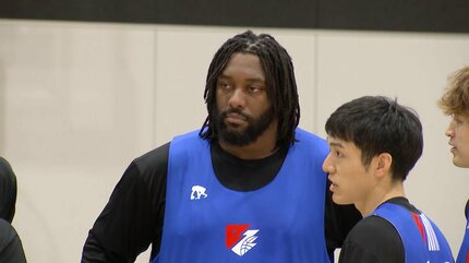 快進撃！ライジングゼファー福岡を支えるジョシュア・スミス 心優しき