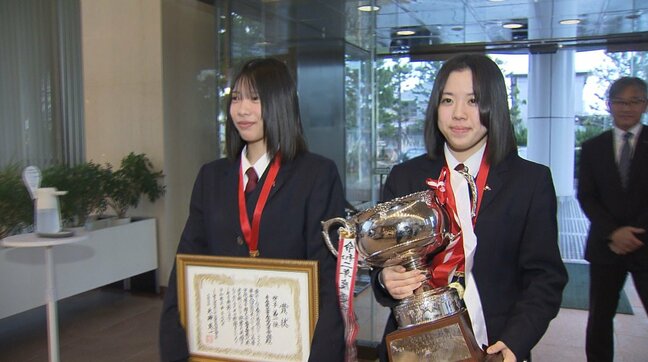 “春高バレー”出場の青森西の選手たち「7大会ぶりの初戦突破」誓う「自分たちらしい元気で明るいバレーボールを春高の舞台でも―」　青森県【全日本バレーボール高校選手権】|TBS NEWS DIG