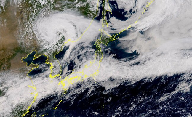 南シナ海の熱帯低気圧…あすまで台風発生の可能性 梅雨前線は停滞で西日本に大雨に警戒【雨と風のシミュレーション】|TBS NEWS DIG