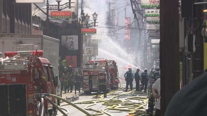 【速報】大阪・道頓堀近くの飲食店入る建物で火事　４棟に延焼中　けが人・逃げ遅れ人は確認されず|TBS NEWS DIG