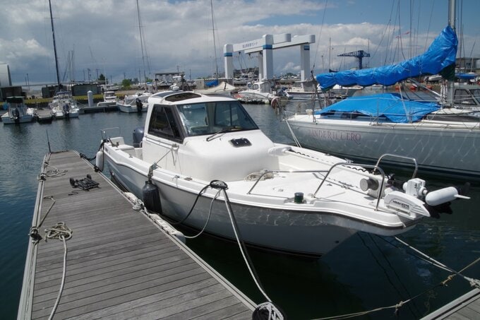 プレジャーボート エンジン停止…富山湾で漂流　警備救難艇が曳航　けが人なし　伏木海上保安部　|　富山のニュース｜天気・防災｜チューリップテレビ