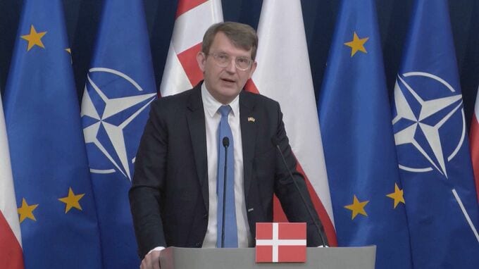 デンマーク国防相「グリーンランドの軍事的存在感高める」　スウェーデンも軍関係者を派遣