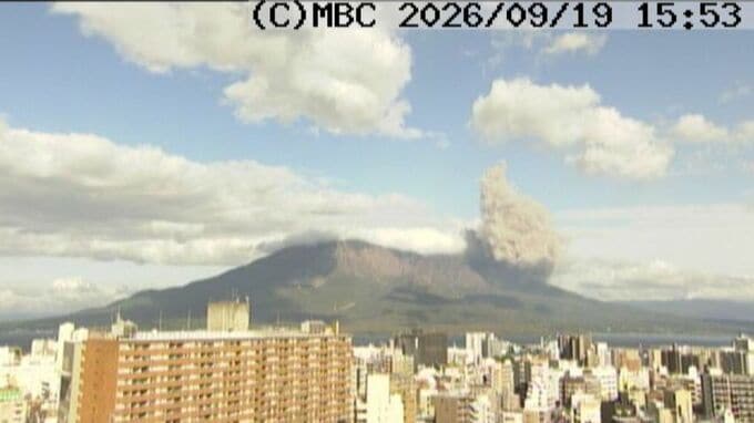 桜島で噴火　噴煙は火口から南西方向に　鹿児島|TBS NEWS DIG