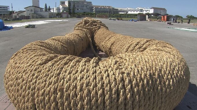あさって那覇大綱挽！ 160メートル、重さ32トンの大綱がほぼ完成　市長が仕上がりを確認|TBS NEWS DIG