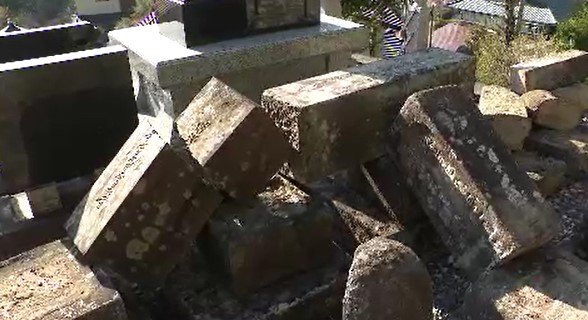 「今まで経験したことないような揺れだった…」【長野県北部で震度5強】被害明らかに…体育館のステージの天井から長さ1メートル80センチの鉄板落下…湖岸の石垣が崩れて…「地震ドキュメント」　|　SBC NEWS | 長野のニュース | SBC信越放送