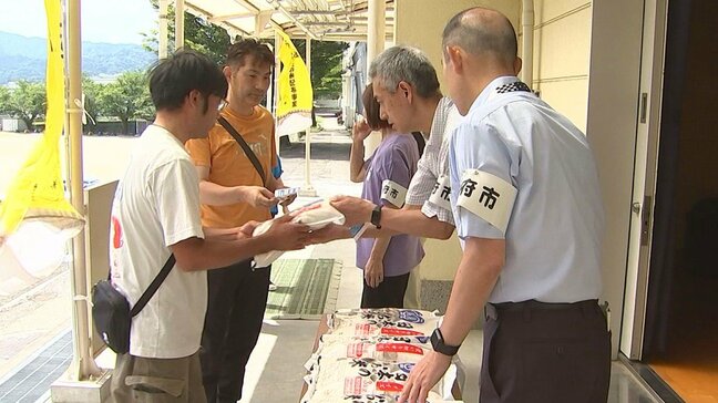 コメの無料配布スタート 物価高騰対策で子育て世代が対象 大分・別府市|TBS NEWS DIG