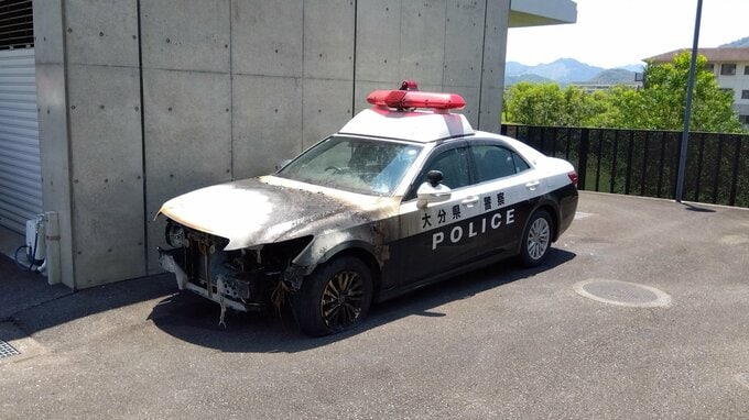 未明の路上で何が…　炎上車が突然動き出す　パトカーに接触し延焼　直前まで警察が追跡中　|　大分のニュース｜OBS NEWS｜大分放送