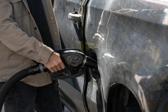 トランプ氏、ガソリン高で複数の対応策検討－備蓄放出や減税も選択肢