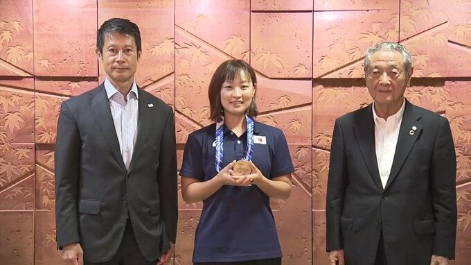 世界パラ陸上 銅メダル　中西麻耶選手が広島県知事を訪問　自身は去年から広島に移住　|　RCC NEWS | 広島ニュース | RCC中国放送