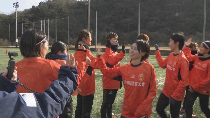 レノファ山口レディースがシーズン初練習「1部昇格が目標」新加入８人含め３０人で挑む　|　山口のニュース・天気・防災｜tys NEWS｜ｔｙｓテレビ山口