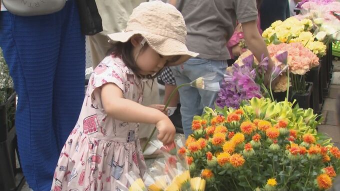 若桜街道が歩行者天国に　鳥取市花のまつりでにぎわう　|　BSSニュース | BSS山陰放送