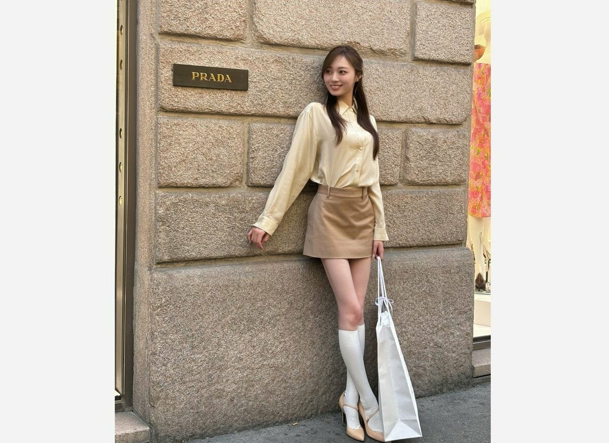 乃木坂46・梅澤美波 】 「ミラノ散策」 イタリア・ミラノでのおしゃれ