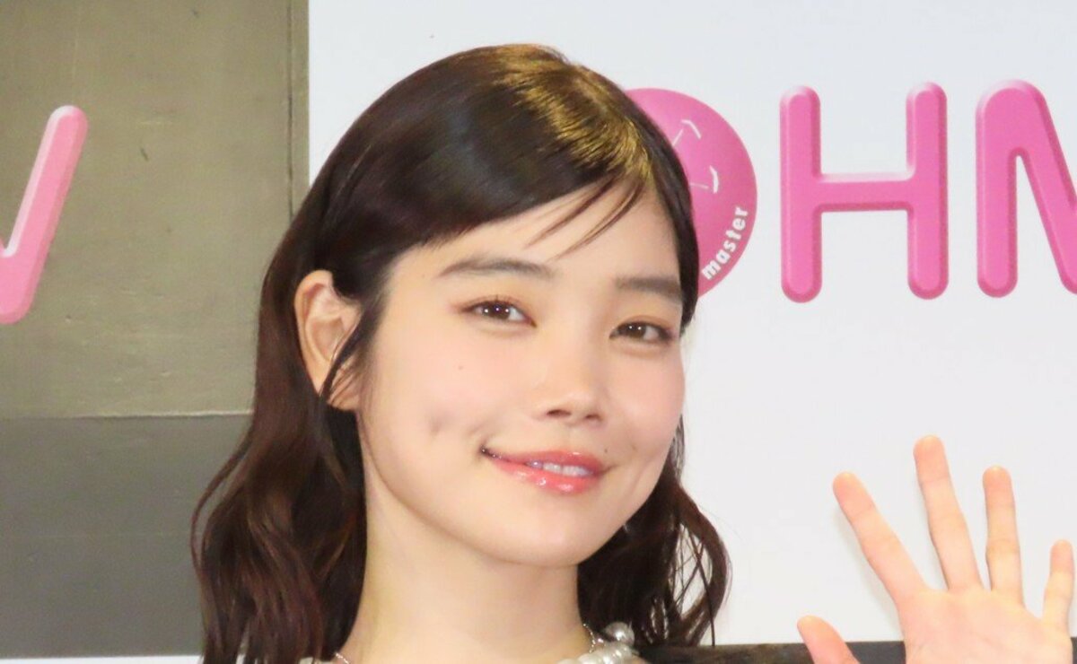 セントチヒロ・チッチ 】 1st写真集で「体脂肪10％減」 BiSH解散から約
