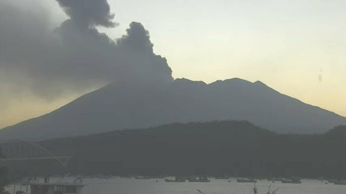 桜島で噴火　噴煙1200ｍ【29日・30日の降灰予報】鹿児島