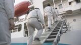 船員が使う風呂で入浴支援も… 熊本に支援物資届けるため名古屋港から大型船が出発 飲料水約5400リットルと食料が積まれる|TBS NEWS DIG