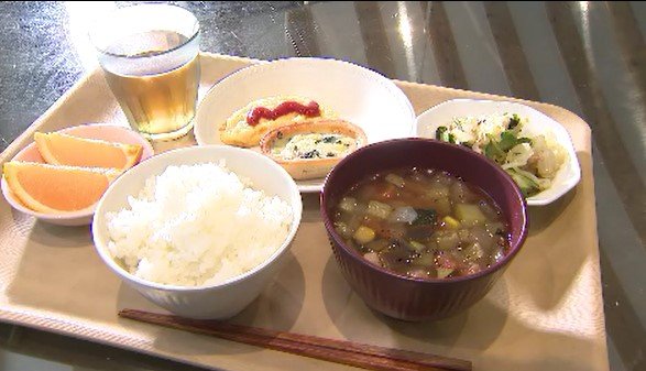 390円ランチが大人気！「破格な値段！こんなボリューミー！」子育てに忙しい保護者を応援！長野・佐久市が提供…ごはんの大盛りも無料！「最高です！家では、こんなご飯用意できない…」　|　SBC NEWS | 長野のニュース | SBC信越放送