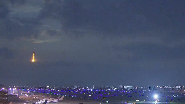 九州各地の空で火球か オレンジ色の丸い光を観測 専門家は「大きめの隕石だった可能性」|TBS NEWS DIG