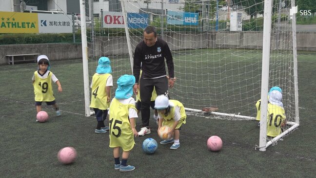 ドリブルやシュート…園児にサッカーの楽しさを 静岡県サッカー協会が巡回教室=静岡・沼津市|TBS NEWS DIG