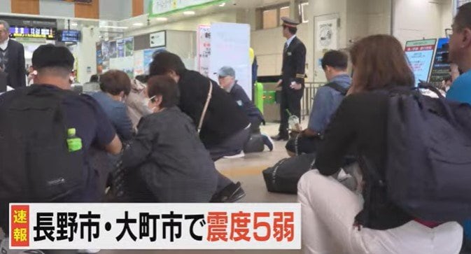 【画像あり】【長野県北部で震度5強】地震の瞬間に駅構内で緊迫…大町市では石塔倒れる被害…温泉施設では商品が棚から落ちる被害、レストランの営業は取りやめ　|　SBC NEWS | 長野のニュース | SBC信越放送