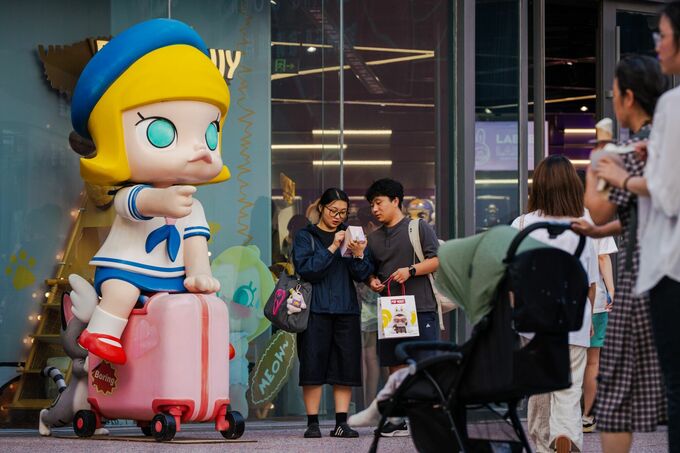 ミニ「ラブブ」発売計画で株価最高値、中国ポップマート－ＣＥＯ発表