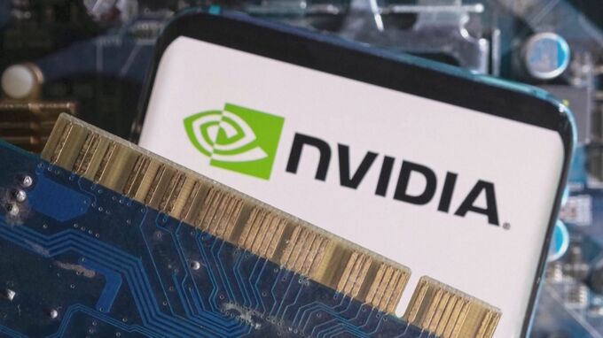 米エヌビディア前年同期比3.7倍の売上高 市場予想を上回る221億ドル超　AI需要の高まり受け