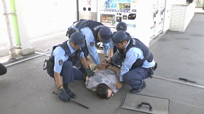 多くの人が利用する駅での事件を想定　警察とＪＲが合同訓練|TBS NEWS DIG