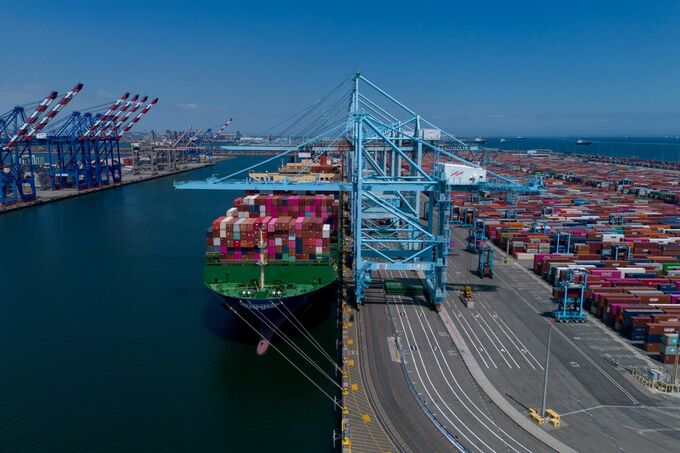 米最大コンテナ港、５月初めの輸入は30％余り減少－トランプ関税響く