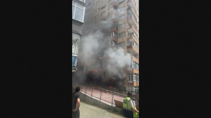 トルコ・イスタンブール　改修工事中のナイトクラブで火災　29人死亡