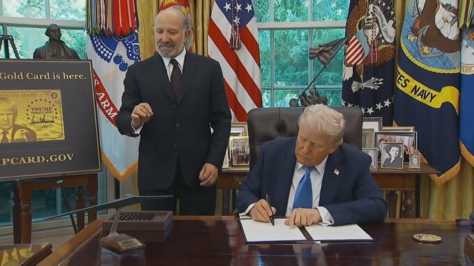 トランプ政権　専門技能持つ外国人労働者向けビザ申請の手数料 10万ドル＝約1480万円に引き上げ決める