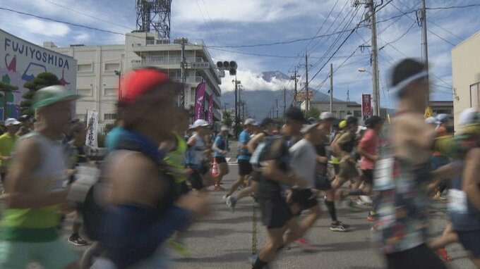 標高差3000ｍ、気温差20℃以上　日本一過酷な山岳マラソン　富士登山競走が号砲　山梨　|　山梨のニュース | ＵＴＹテレビ山梨