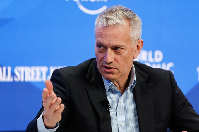 米コカ・コーラ、新CEOにブラウンCOOを起用－クインシー氏の後任