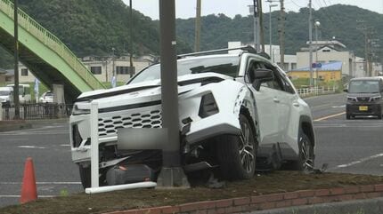 運転中に意識をなくして事故を起こした」車3台がからむ