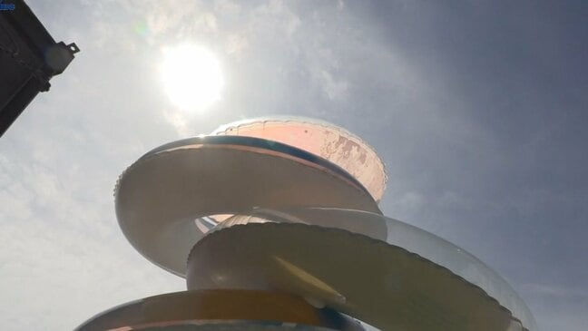 東北北部が梅雨明け 30か所で真夏日記録 海水浴場では波の感触堪能|TBS NEWS DIG