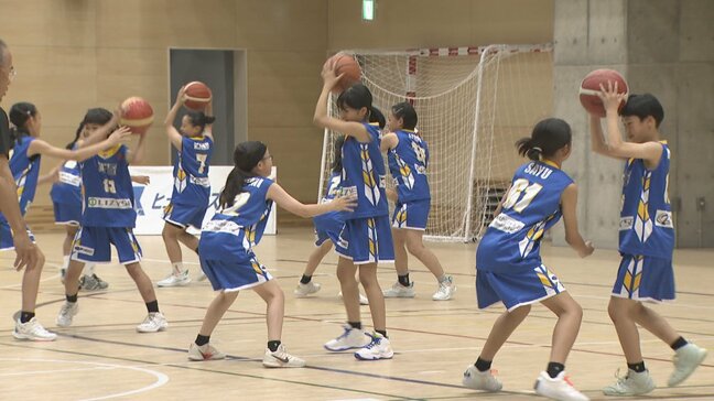 「優勝目指して頑張りたい」ミニバス山梨選抜女子チーム 国際大会で世界の頂点を目指す|TBS NEWS DIG