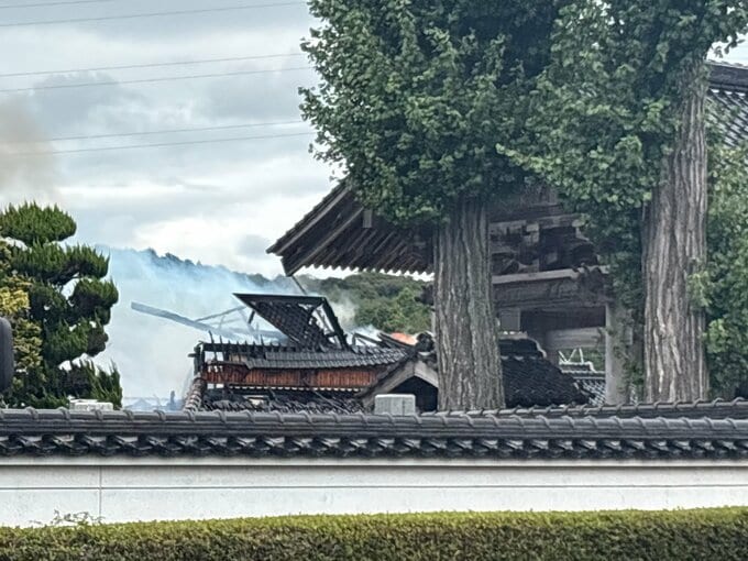 【速報】清安寺で火事　本堂全焼か？かなり激しく燃えているもよう…消火活動続く　山口・山陽小野田|TBS NEWS DIG
