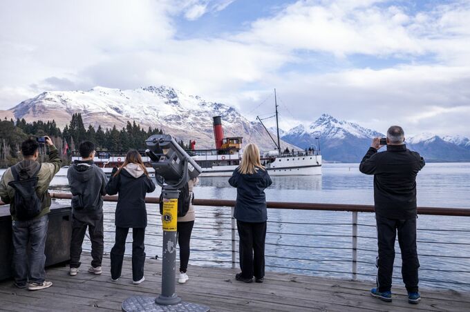 ニュージーランド、外国からの訪問者のリモートワーク認める