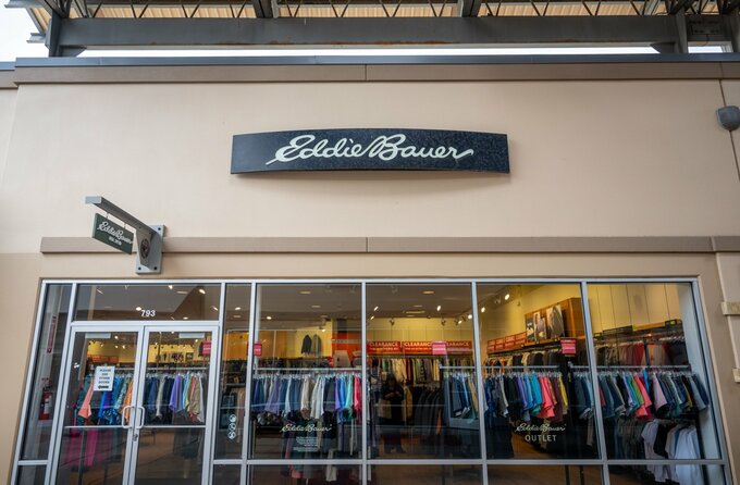 米衣料エディー・バウアーが破産申請、実店舗売却へ－ブランドは存続