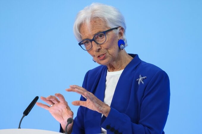 G7の為替協議に中国の参加が必要－ラガルドECB総裁