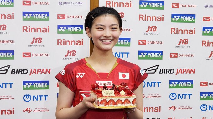バド日本女王・宮崎友花、初の世界選手権へ「とりあえず1試合1試合」あす17日に19歳の誕生日|TBS NEWS DIG