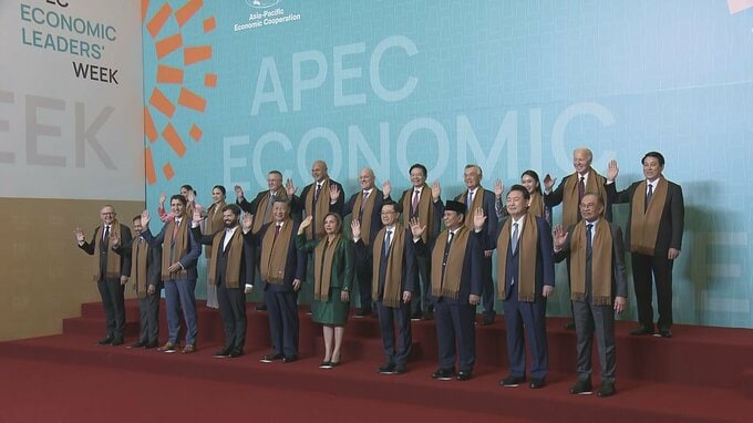 石破総理がAPEC集合写真に欠席　フジモリ元大統領の墓参後、事故渋滞で間に合わず|TBS NEWS DIG