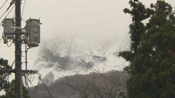 今季一番の冷え込み　国立公園大山で「初冠雪」　平年より15日・去年より6日遅い冬の便り　|　BSSニュース | BSS山陰放送