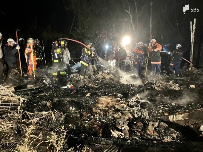 「平屋建て住宅が燃え広がっている」伊東市で住宅1軒を全焼する火事 住人が助けを求めに行く際に転倒して骨折=静岡|TBS NEWS DIG