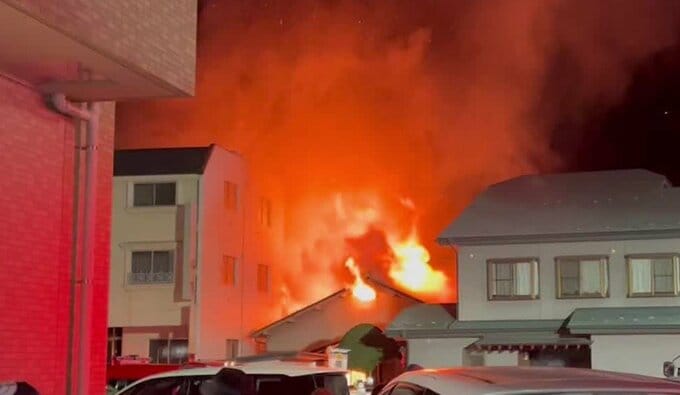 JR伊那北駅近くの住宅で火事　住人の男性1人がけが　隣家にも燃え広がる　長野　|　SBC NEWS | 長野のニュース | SBC信越放送