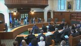 英最高裁、平等法の「女性」定義は「生物学上の女性」 トランスジェンダーへの差別も同法で禁止|TBS NEWS DIG