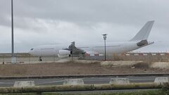 「人身売買」か「集団不法入国」　仏当局がインド人300人乗せた航空機の離陸阻止| TBS CROSS DIG with Bloomberg