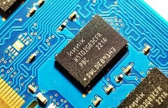 SKハイニックス、4.7兆円規模の米上場へ－AI関連投資マネー狙う| TBS CROSS DIG with Bloomberg